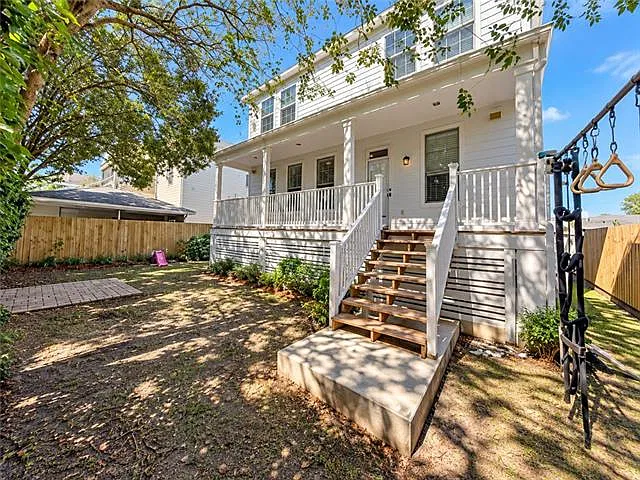 4 bed, 3.5 bath, 2518 sqft, $4,000 — Photo 4