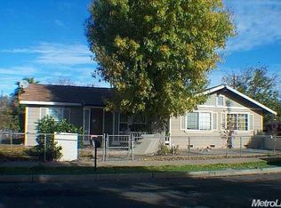 1329 W Hazelton Ave, Stockton, CA