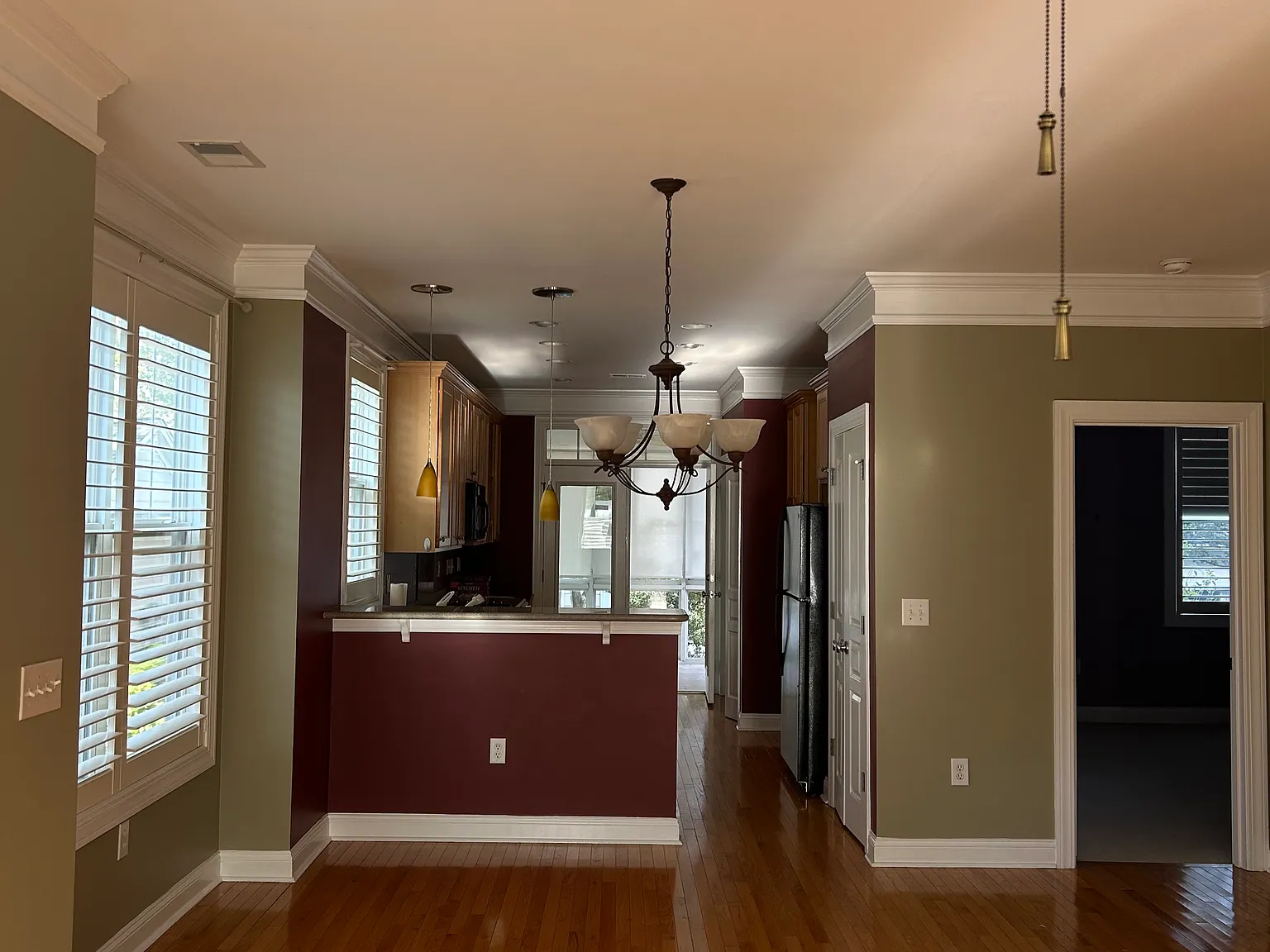 3 bed, 3.5 bath, 1842 sqft, $2,450 — Photo 4