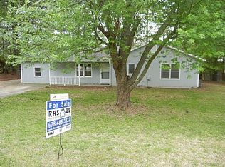 3391 Mustang Dr, Powder Springs, GA 30127