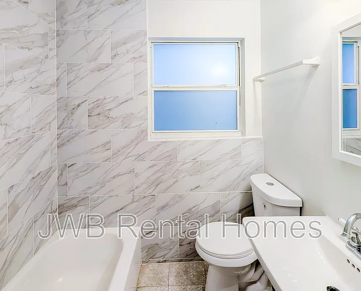 7822 Dubois Dr — Photo 8