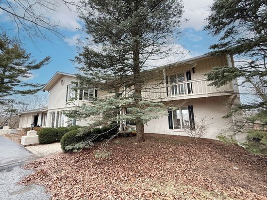 368 N Bateman Cir, Barrington, IL 60010