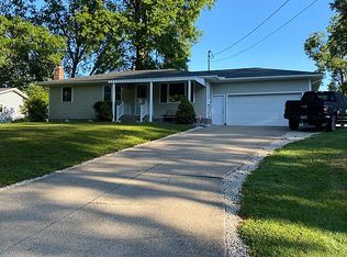 7164 Hunter Dr, Chippewa Lake, OH 44215