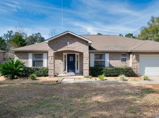 13 N Pleasant Dr, Defuniak Springs, FL 32435