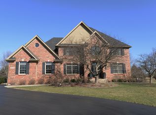 7N395 Stevens Glen Rd, St Charles, IL 60175