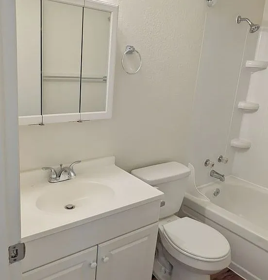 7815 NE 117th Ave — Photo 72