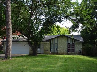 2312 Harvard Dr, Arlington, TX 76015