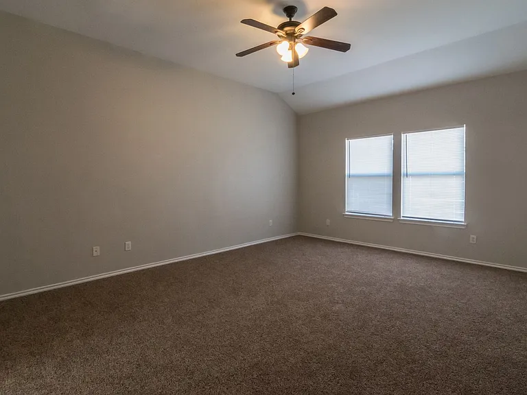 8512 Prairie Wind Trl — Photo 13