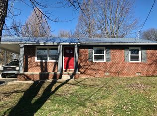156 Longview Dr, Paducah, KY 42001