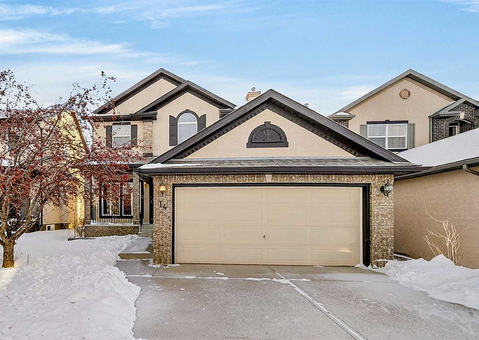 1st image of 14 W Springborough Cres SW