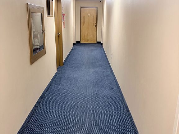 3rd image of 3050 Ellesmere Rd #1208