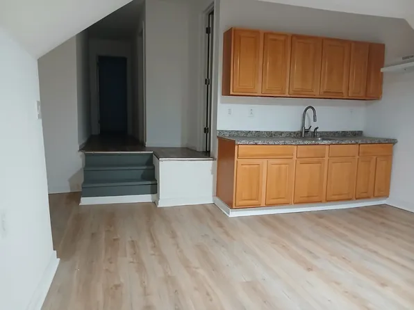 230 Bond St #2, Elizabethport, NJ 07206