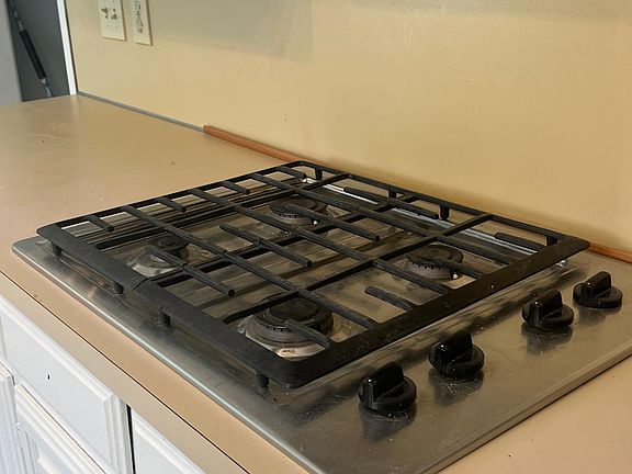 3rd image of 2115 El Dorado Way