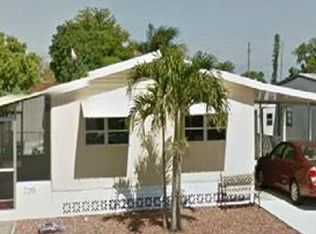 720 SW 134th Ave, Davie, FL 33325