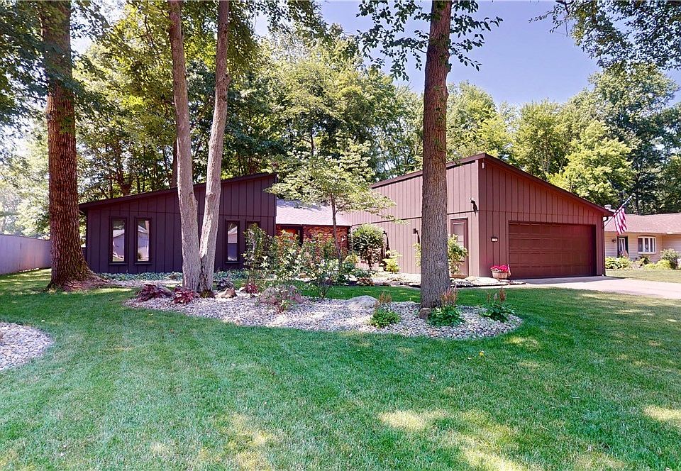 1st image of 5726 Rock Point Cir