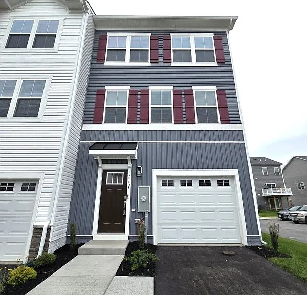 117 Lakota St — Photo 3