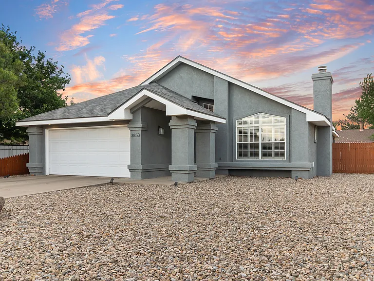 3853 Benjamin Davis Dr — Photo 2