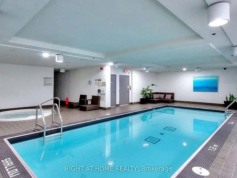 35 Hayden St #709 — Photo 17