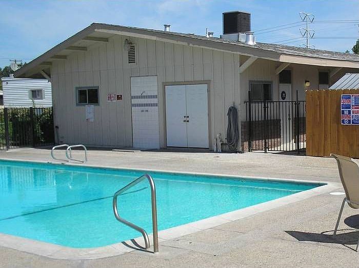 Park Swimming Pool