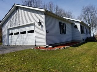 1721 Lancelot Pl, Skaneateles, NY 13152