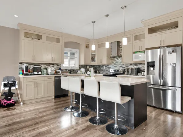 3176 Engineer Cres, Abbotsford, BC V4X 0A7