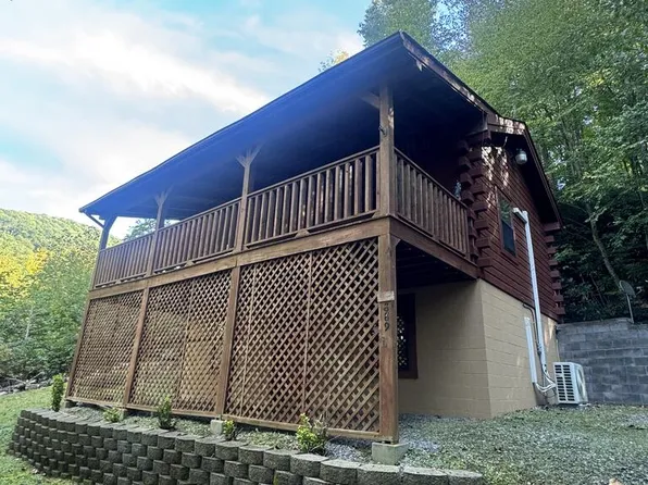 889 Wagon Train Rd, Murphy, NC 28906