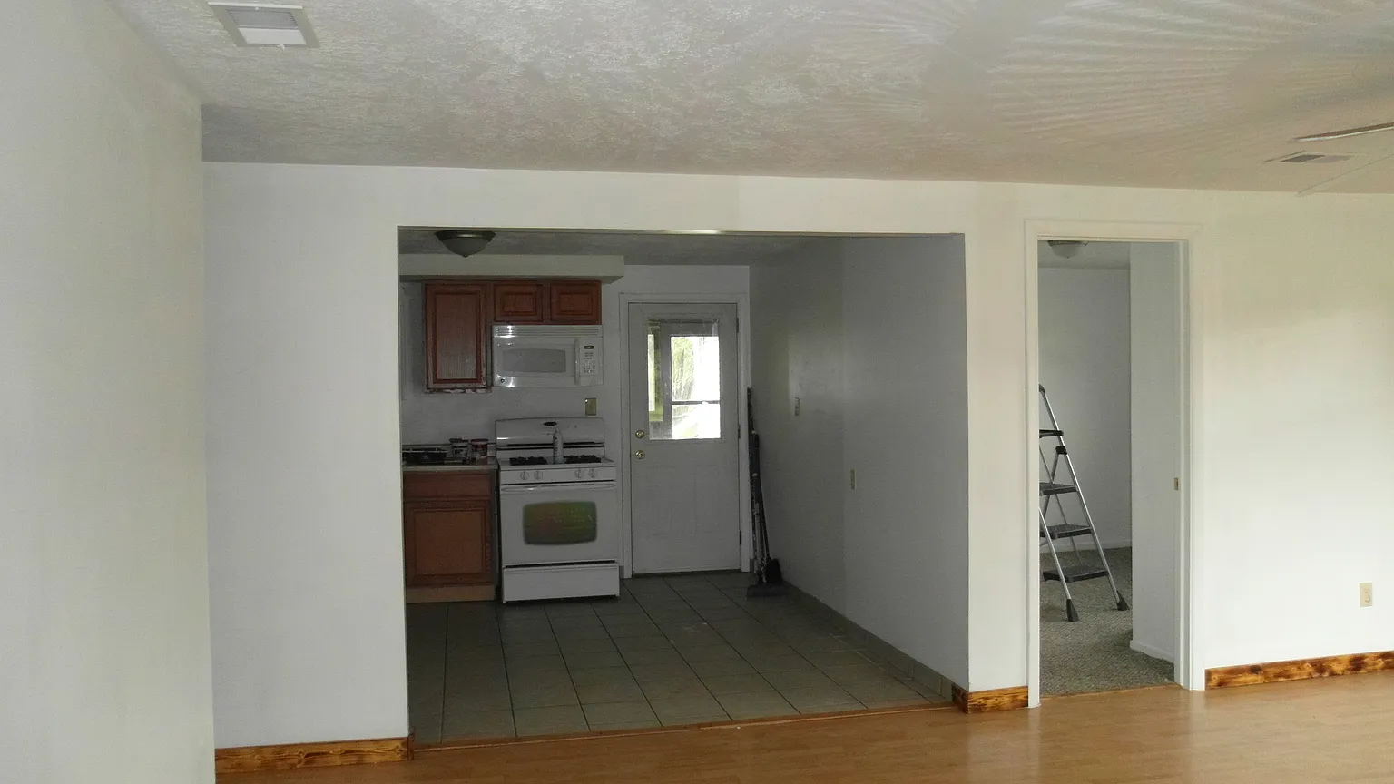 1365 Pike Pkwy photo 1