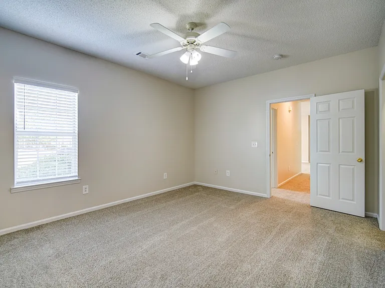 Bristol Park Apartment Homes — Photo 69