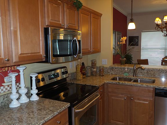 4th image of 5026 NW 21st Dr
