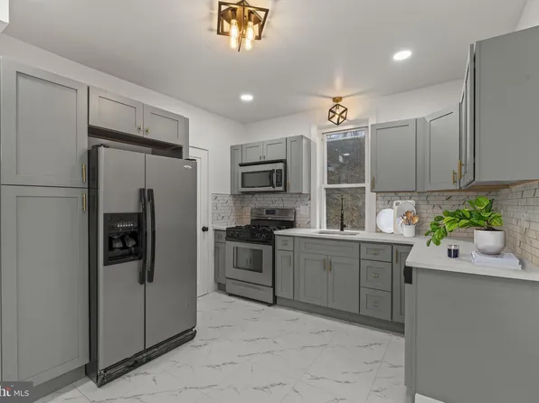236 Mill St, Darby, PA 19023