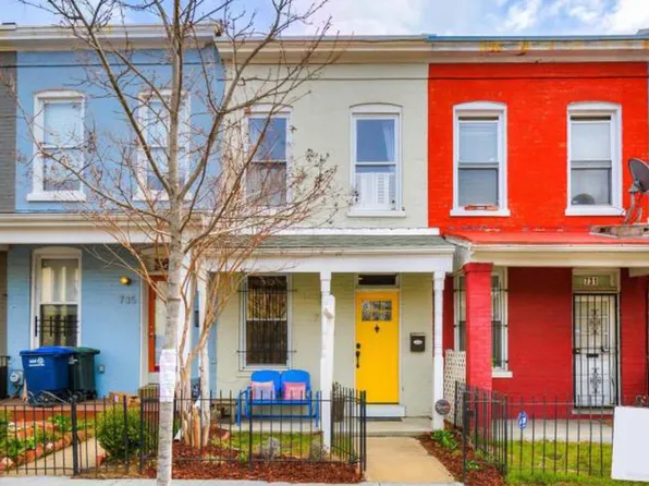 733 18th St NE, Washington, DC 20002