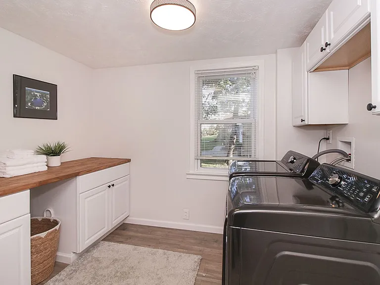 7329 Ward Rd — Photo 19