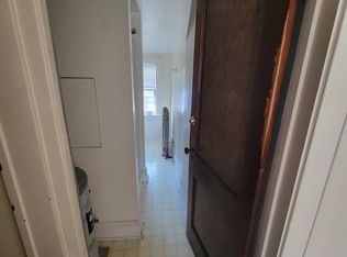 2627 Colchester Rd, Cleveland Heights, OH 44106