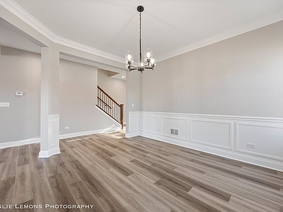 5th image of 2261 Cryder Ct