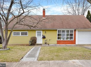 1421 Continental Rd, York, PA 17404