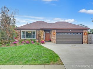 19754 S Woodruff Ct, Frankfort, IL 60423