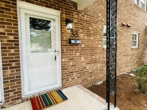 506 N Greensboro St APT 33, Carrboro, NC 27510