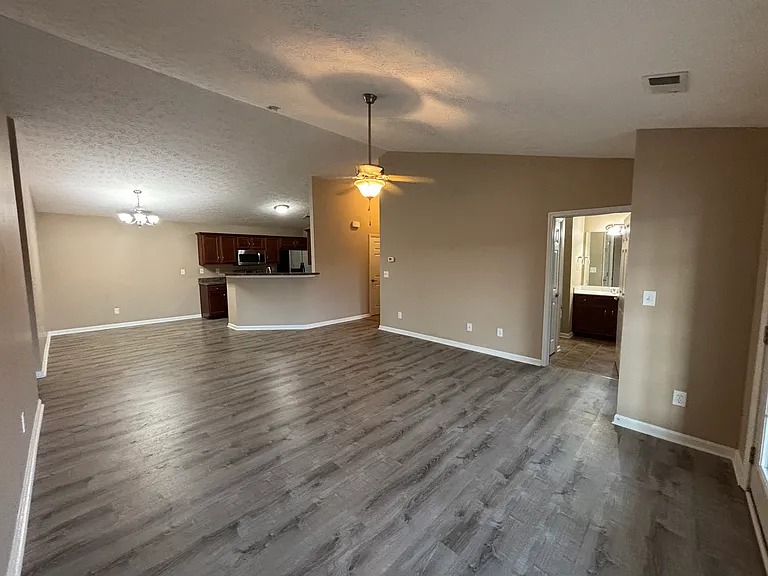 9400 Clubview Dr #201 — Photo 7