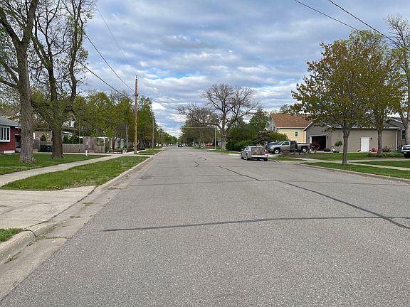 5th image of 514 Minnesota St W