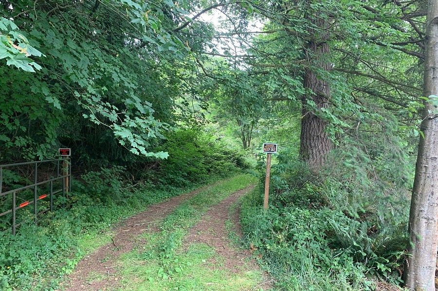 2nd image of 30788 Brownlee Rd