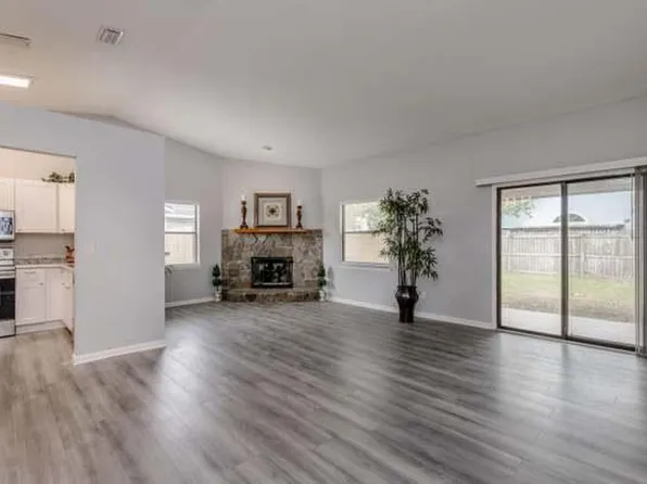 8557 Moss Pointe Trl N, Jacksonville, FL 32244