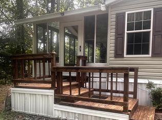 456 Woodland Hills Dr, Whittier, NC 28789