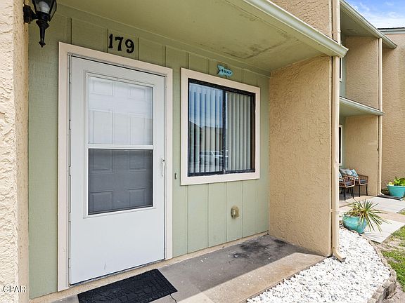 3rd image of 179 Robin Ln