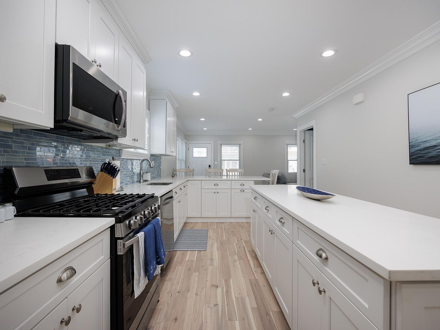 24 Pennsylvania Ave, Long Beach, NY 11561 Zillow