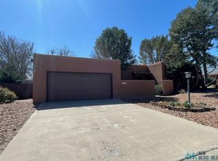 2702 Resolana Dr, Roswell, NM 88201