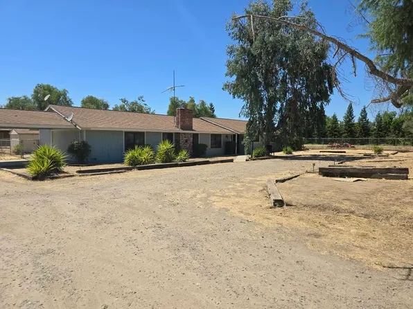 2167 N Cornelia Ave, Fresno, CA 93722