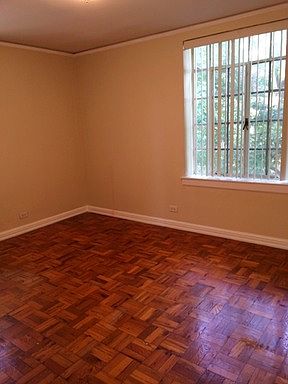 5th image of 1700-M4 N Elm St