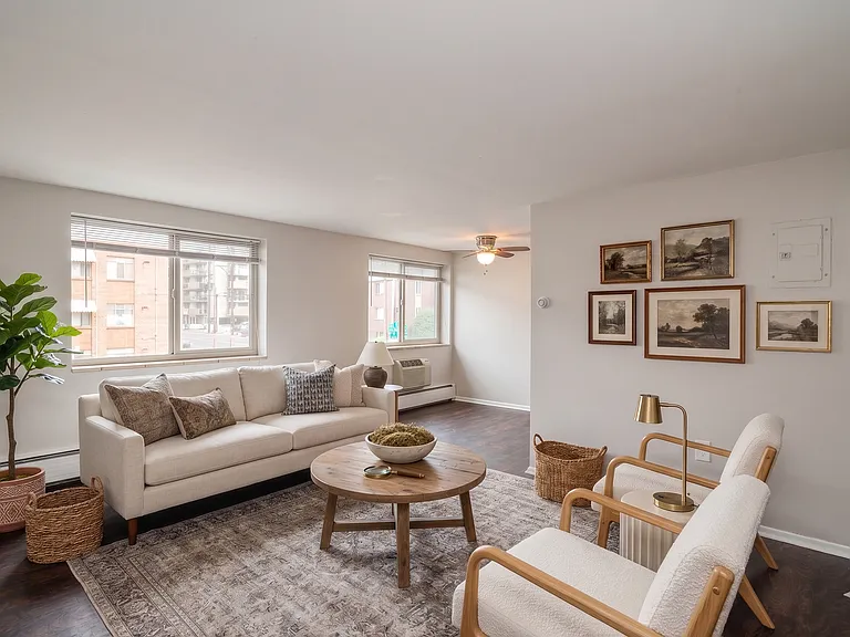 Dexter Street Apartments — Photo 45