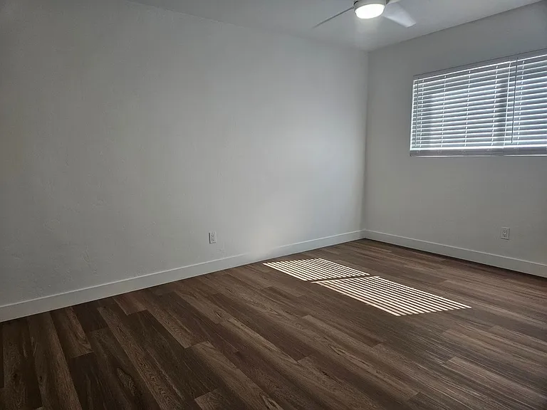 Chic studio in Normal Heights — Photo 8