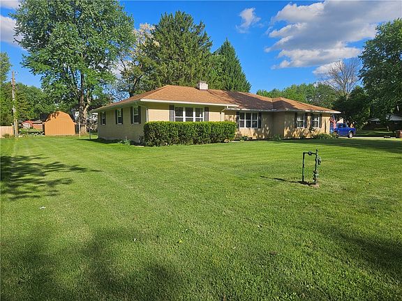3rd image of 3998 Willowcrest Rd